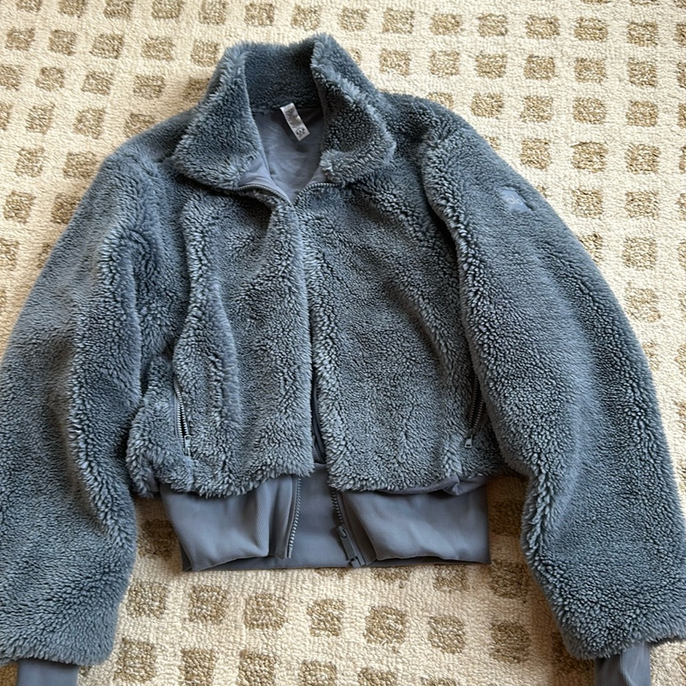 Alo Yoga Foxy Sherpa Jacket